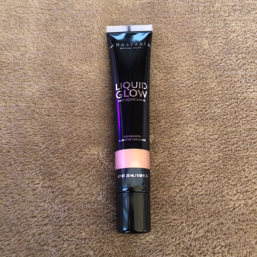 Anastasia Beverly Hills Liquid Highlighter✨